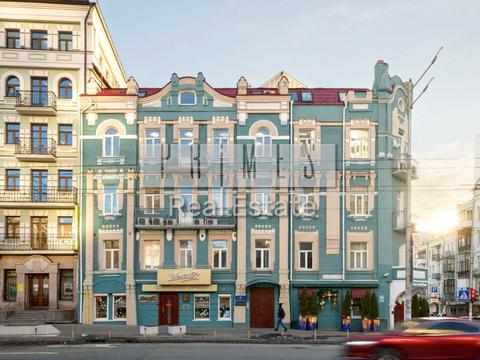комерційна за адресою Володимирська вул., 23