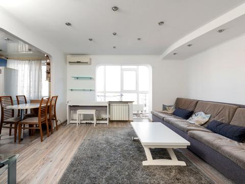 квартира за адресою Героїв полку "Азов" вул. (Маршала Малиновського), 11