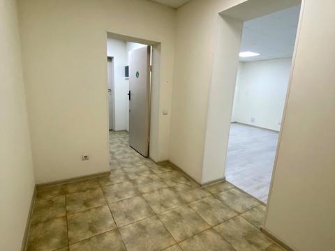 комерційна за адресою Білокур вул. (Курська), 8 а