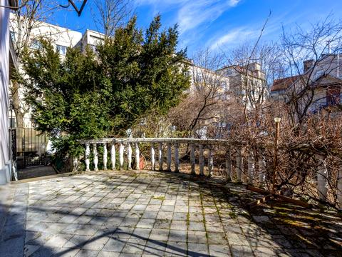 квартира за адресою Кука, 20