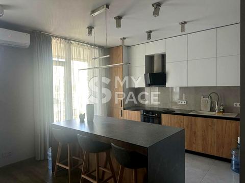 квартира за адресою Київ, Набережно-Рибальська дорога вул., 9