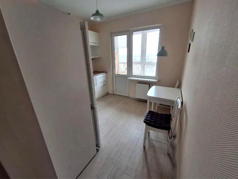 квартира за адресою Ревуцького вул., 40-В