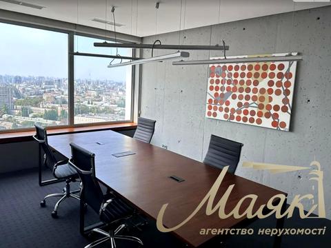 коммерческая по адресу Кловский спуск, 7a