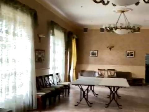 комерційна за адресою Садова, 8