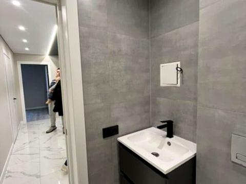 квартира по адресу Захарова ул., 1