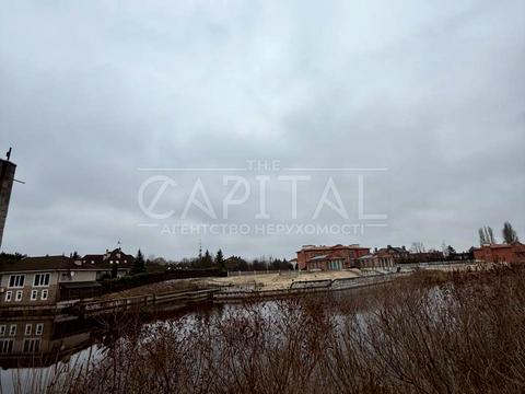 участок по адресу Старокиївська