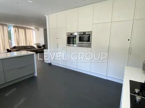 дом по адресу Садова 86-а