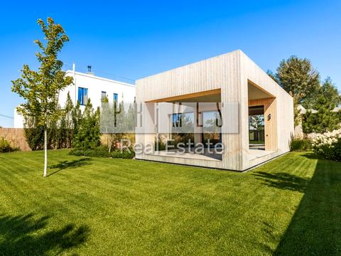 дом по адресу Садовая ул.