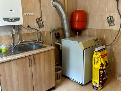 дом по адресу с. Угорники, Львівська