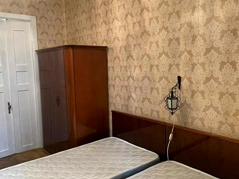 квартира за адресою Євгена Коновальця вул. (Щорса), 27