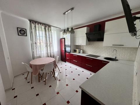 квартира по адресу Андрея Сахарова ул., 4