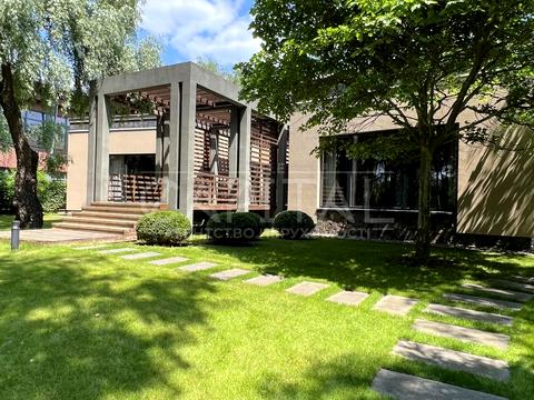 будинок за адресою с. Козин, Зоряний провулок