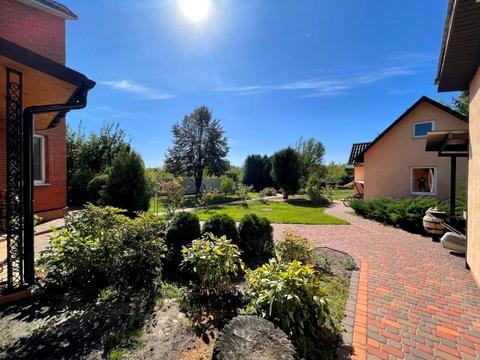 будинок за адресою Грушевського вул.