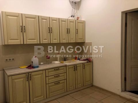коммерческая по адресу Малая Житомирская ул., 5