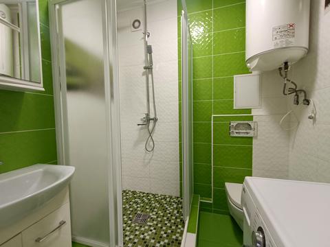 квартира за адресою Миколи Зерова вул. (Пархоменка), 5