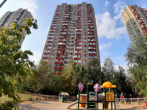 квартира за адресою Анни Ахматової вул., 28