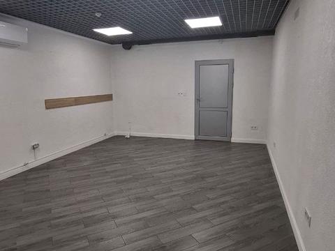 коммерческая по адресу Симона Петлюры ул., 27