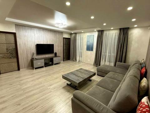 квартира по адресу Левка Лукʼяненка ул. (Василия Жуковского), 16, 18, 20, 24