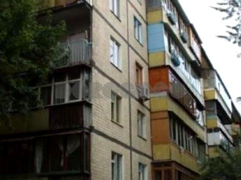квартира за адресою Зодчих вул., 50-А