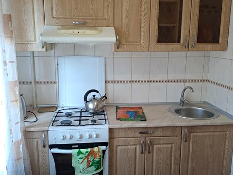 квартира за адресою Шкільна вул. (Героїв Сталінграда), 42