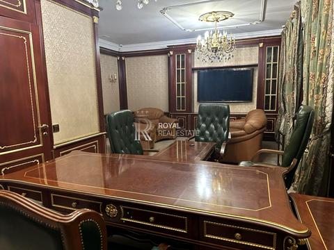 комерційна за адресою Костельна вул., 4