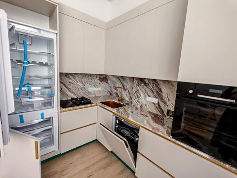 квартира по адресу Радистов ул., 40