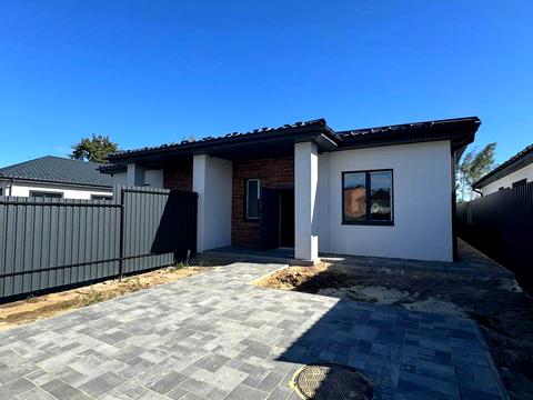 дом по адресу Успішна, 4