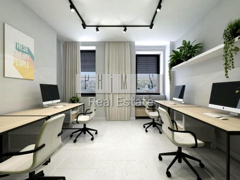 комерційна за адресою Богдана Хмельницького вул., 9