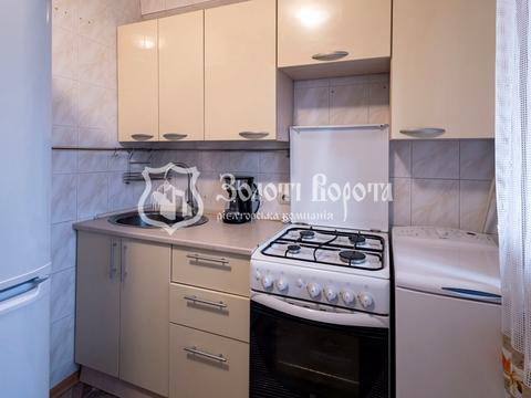 квартира за адресою Дніпровська набережна вул., 9-А