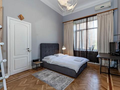 квартира за адресою Михайлівська вул., 19