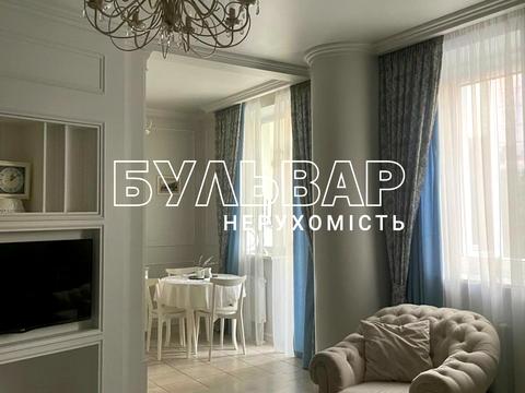 квартира по адресу Гвардейцев-Широнинцев ул., 33