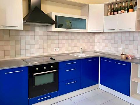 квартира за адресою Анни Ахматової вул., 35