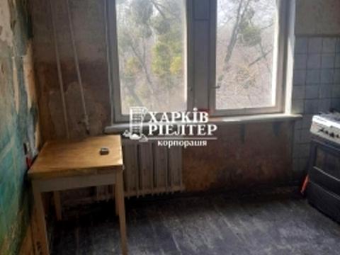квартира за адресою Михайла Комарова вул. (Тархова), 5