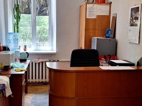 комерційна за адресою Білоруська вул., 30