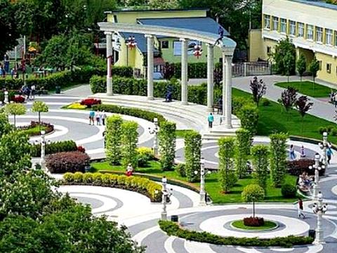 будинок за адресою Центральна вул. (Чапаєва), 77
