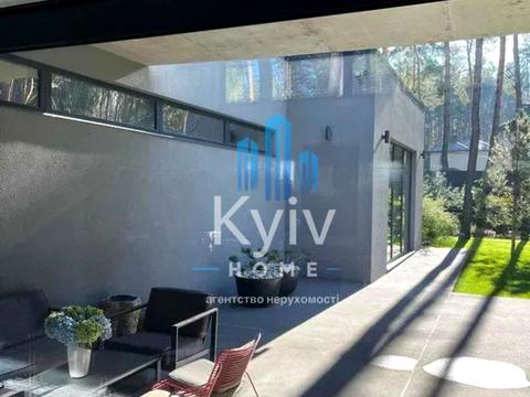 будинок за адресою Світла вул.