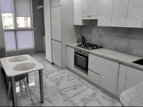 квартира за адресою Співдружності вул., 1