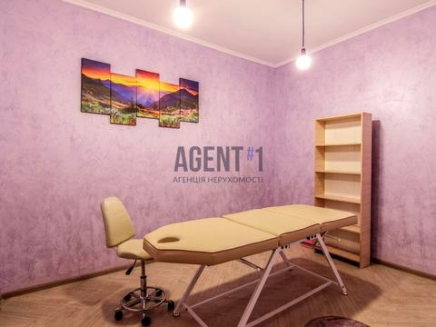 коммерческая по адресу вул.Миру, 11