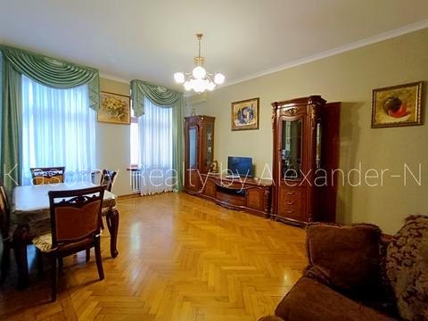 квартира за адресою Всеволода Змієнка вул., 6