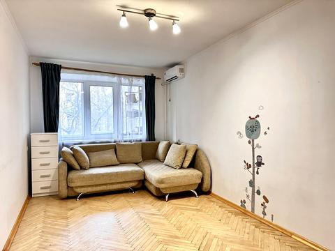 квартира за адресою Остапа Вишні вул., 9
