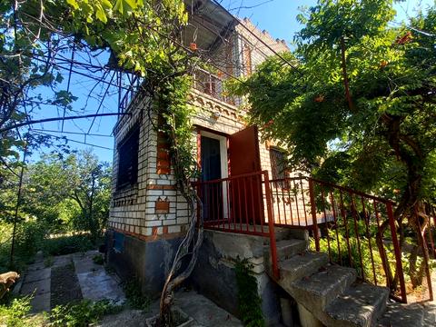 дом по адресу 6-а лінія