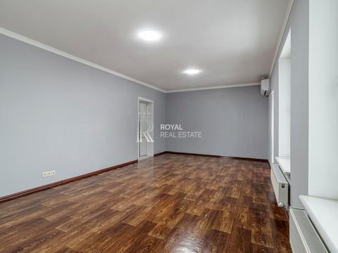 комерційна за адресою Володимира Самійленка вул. (Холмогорська), 17