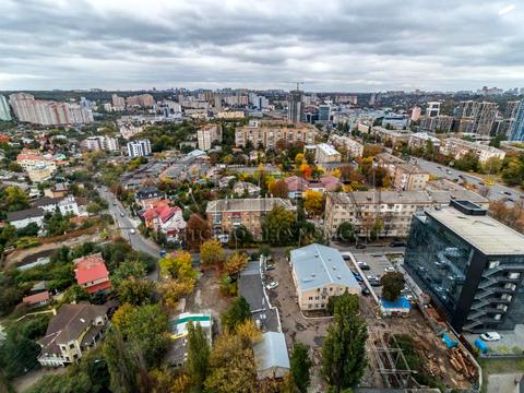 коммерческая по адресу Николая Михновского бульв. (Дружбы Народов), 14-16