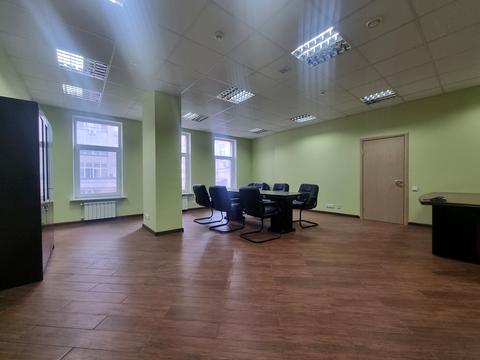 комерційна за адресою Саксаганського вул., 119