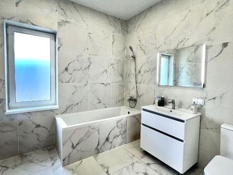 дом по адресу Бориса Лятошинського ул. (1 Травня)