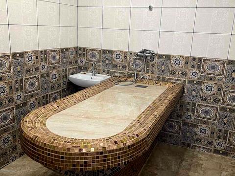 комерційна за адресою Петра Калнишевського вул. (Михайла Майорова), 7