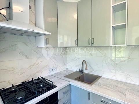 квартира за адресою Білоруська вул., 10/18