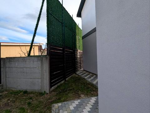 будинок за адресою Незалежності