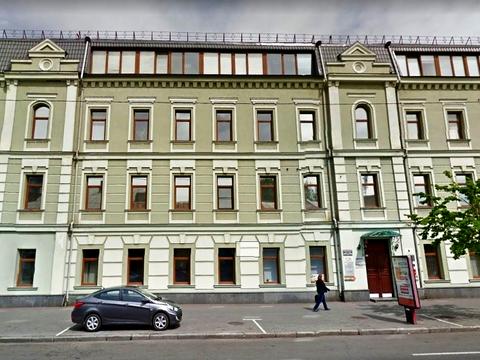 комерційна за адресою Жилянська вул., 146