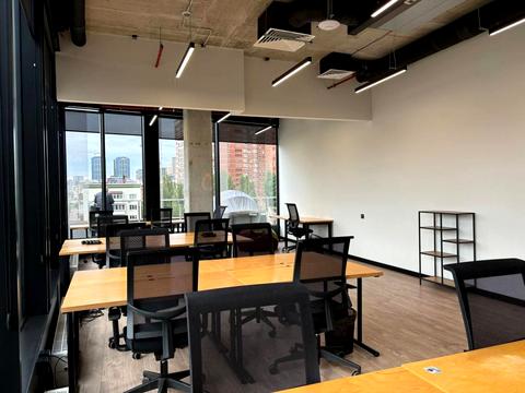 комерційна за адресою Велика Васильківська вул. (Червоноармійська), 24